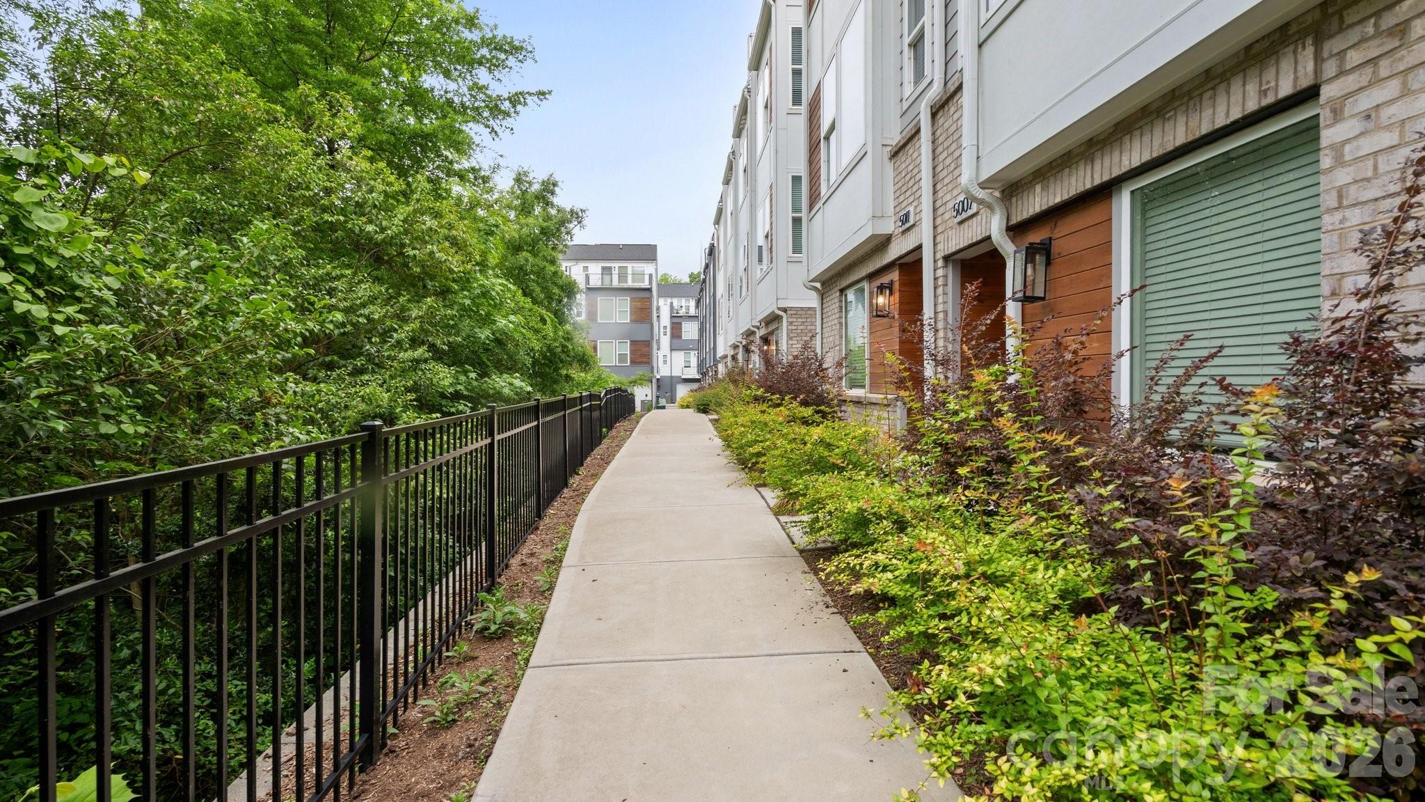 5003 York Park Lane Charlotte NC 28217