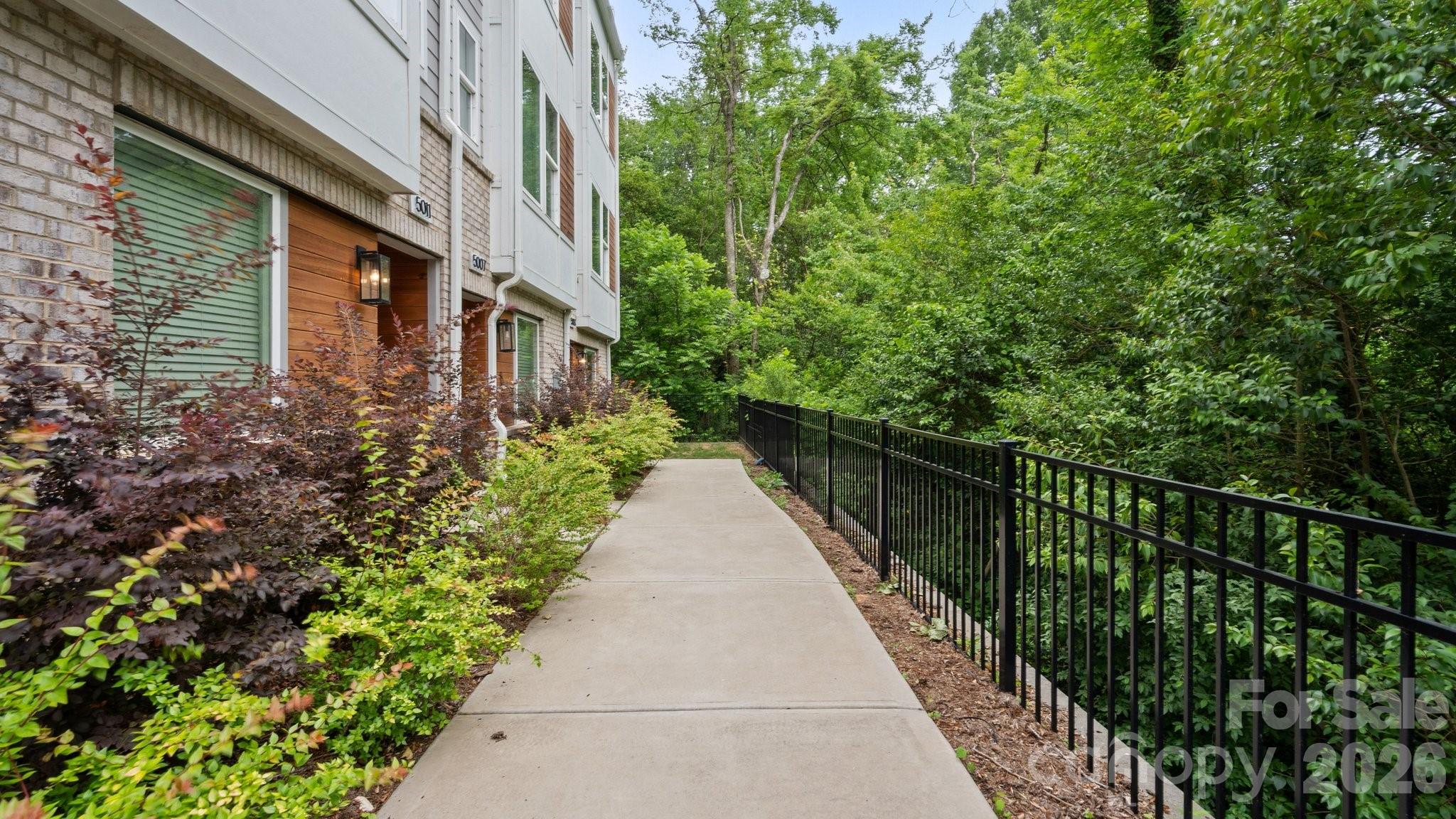 5003 York Park Lane Charlotte NC 28217
