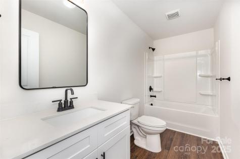 3005 Sadler Woods Lane Charlotte NC 28214