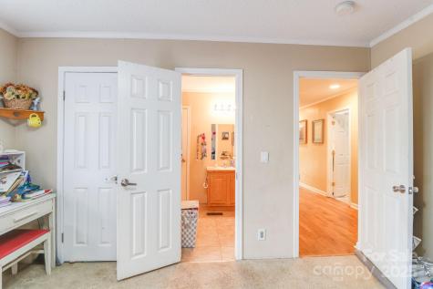 70 Peaceful View Trail Hendersonville NC 28792