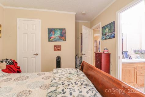 70 Peaceful View Trail Hendersonville NC 28792