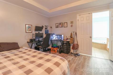 70 Peaceful View Trail Hendersonville NC 28792