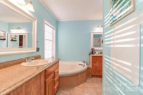 70 Peaceful View Trail Hendersonville NC 28792