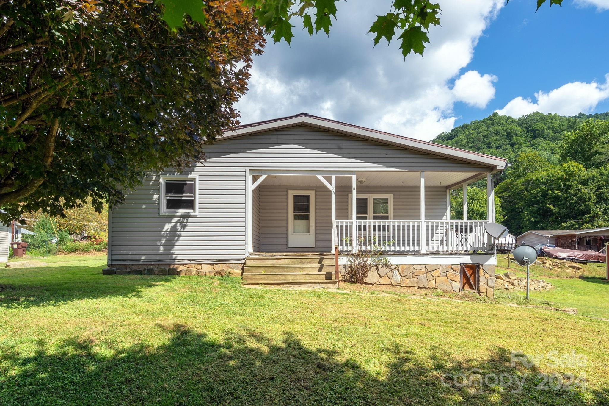 54 Line Drive Maggie Valley NC 28751