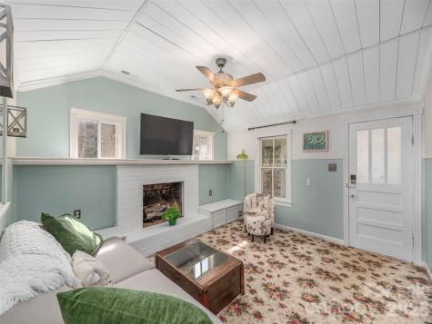 897 Dark Ridge Road Sylva NC 28779