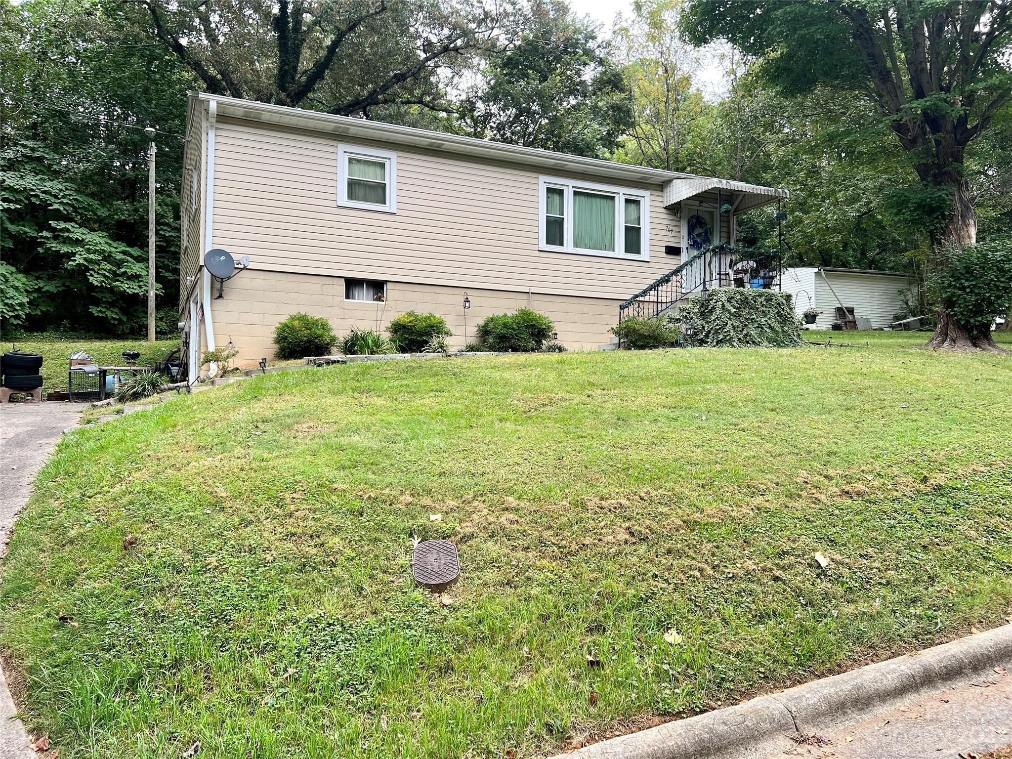 707 4th Street Place SE Hickory NC 28602