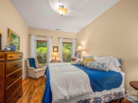 100 Falls Summit Road Hendersonville NC 28739