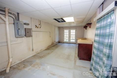 311 Fletcher Road Union Grove NC 28689