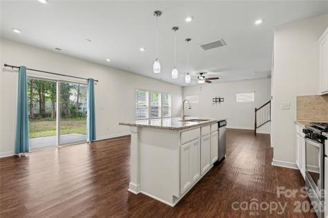 11144 Comiskey Lane Charlotte NC 28273