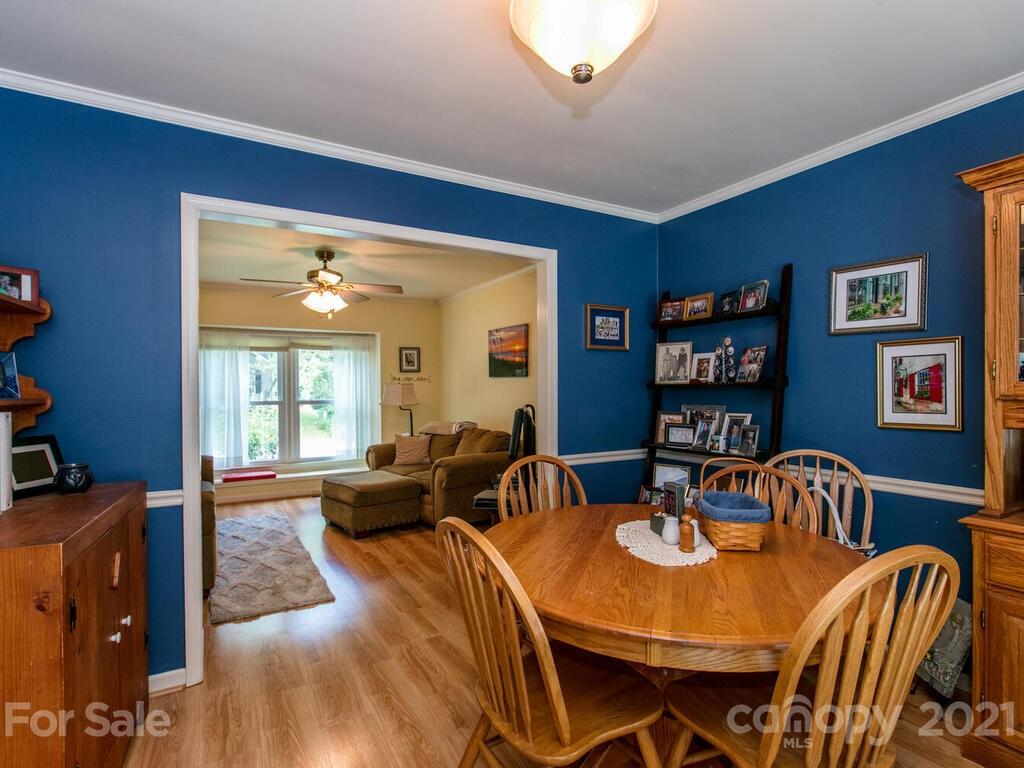 7 Marlwood Court Asheville NC 28804