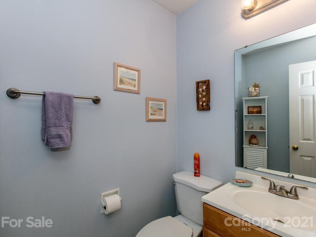 7 Marlwood Court Asheville NC 28804