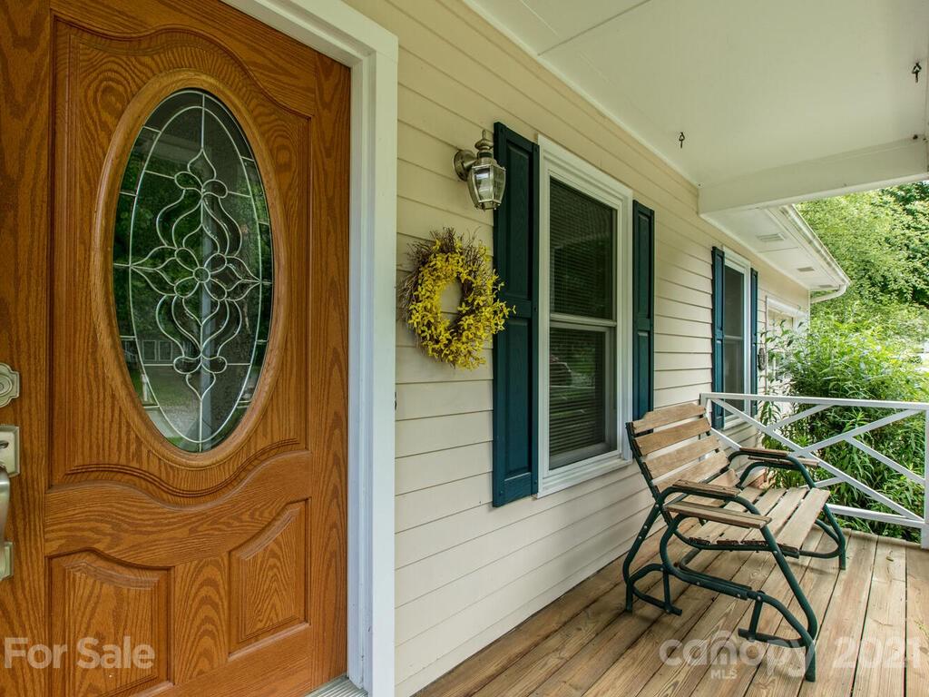 7 Marlwood Court Asheville NC 28804