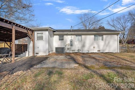 4314 Oak Forest Drive Charlotte NC 28215