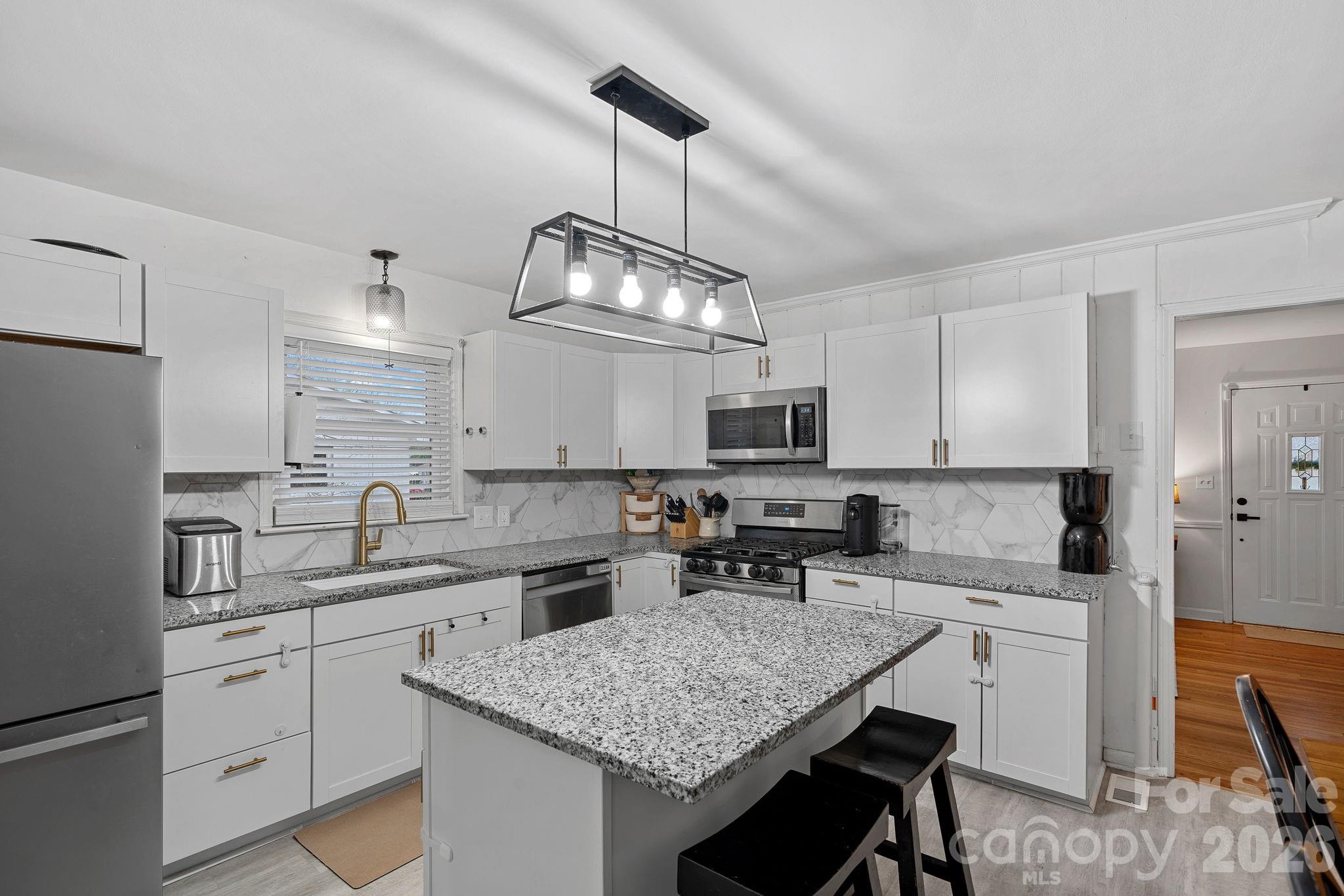 4314 Oak Forest Drive Charlotte NC 28215