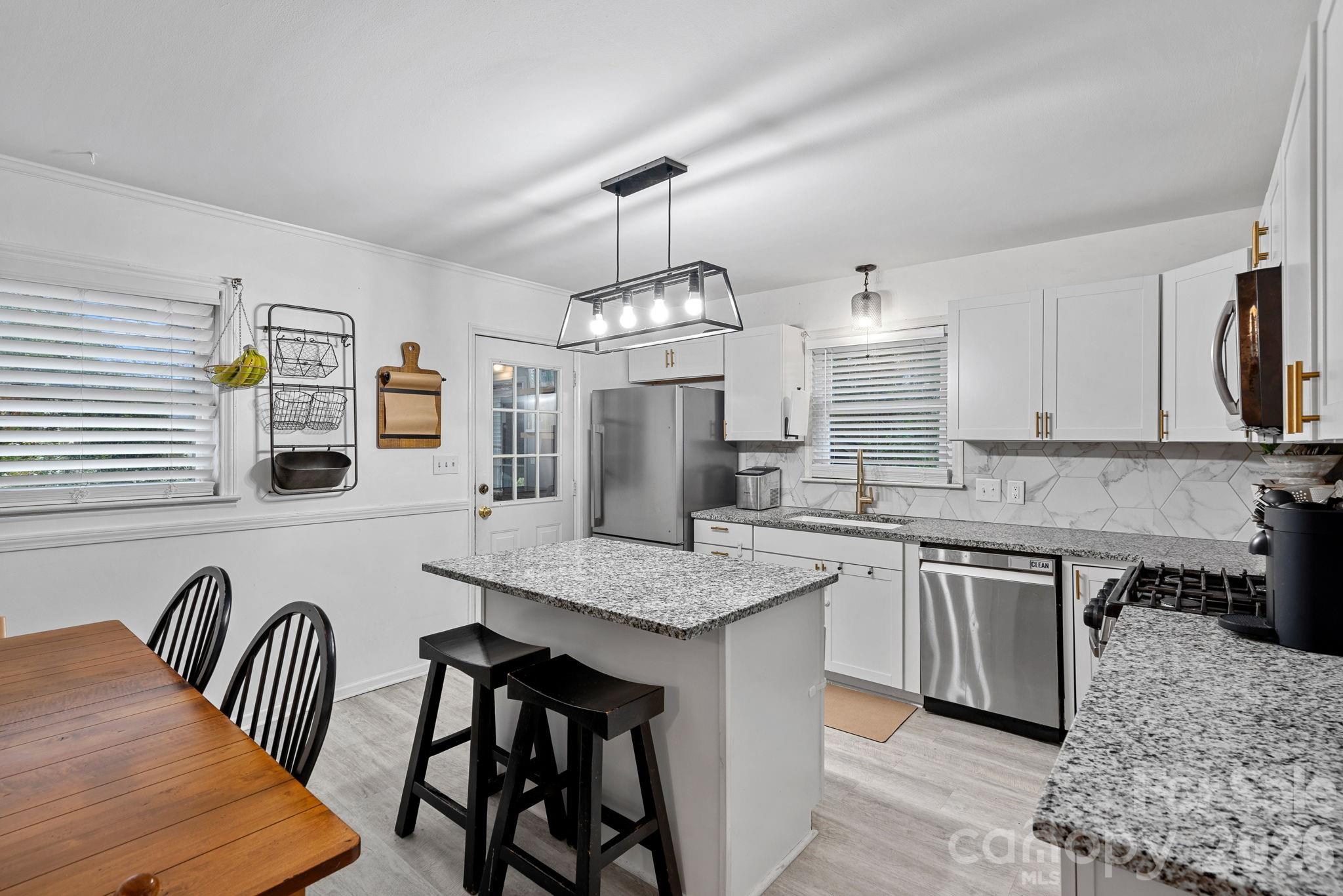 4314 Oak Forest Drive Charlotte NC 28215