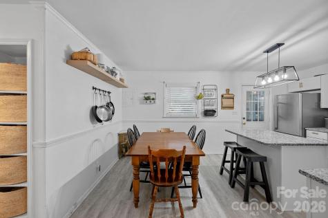 4314 Oak Forest Drive Charlotte NC 28215