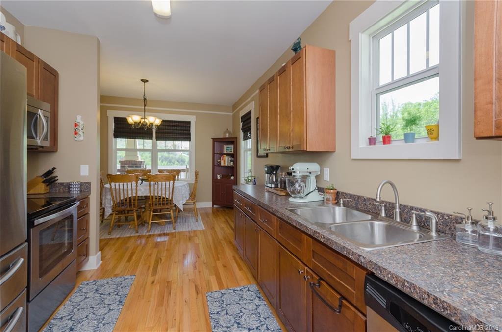 35 Byrdcliffe Lane Asheville NC 28805