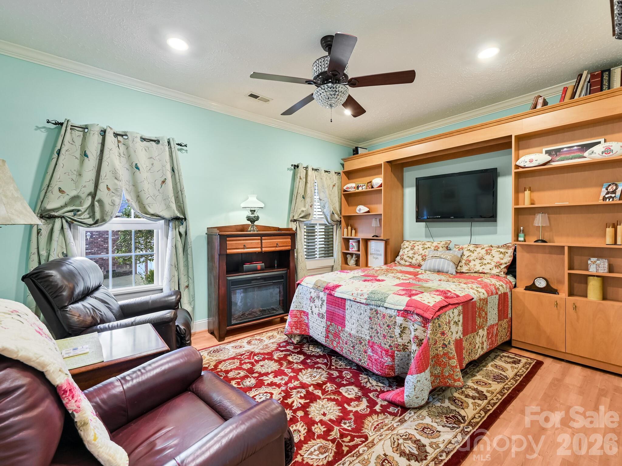 653 High Quarry Road Hendersonville NC 28791