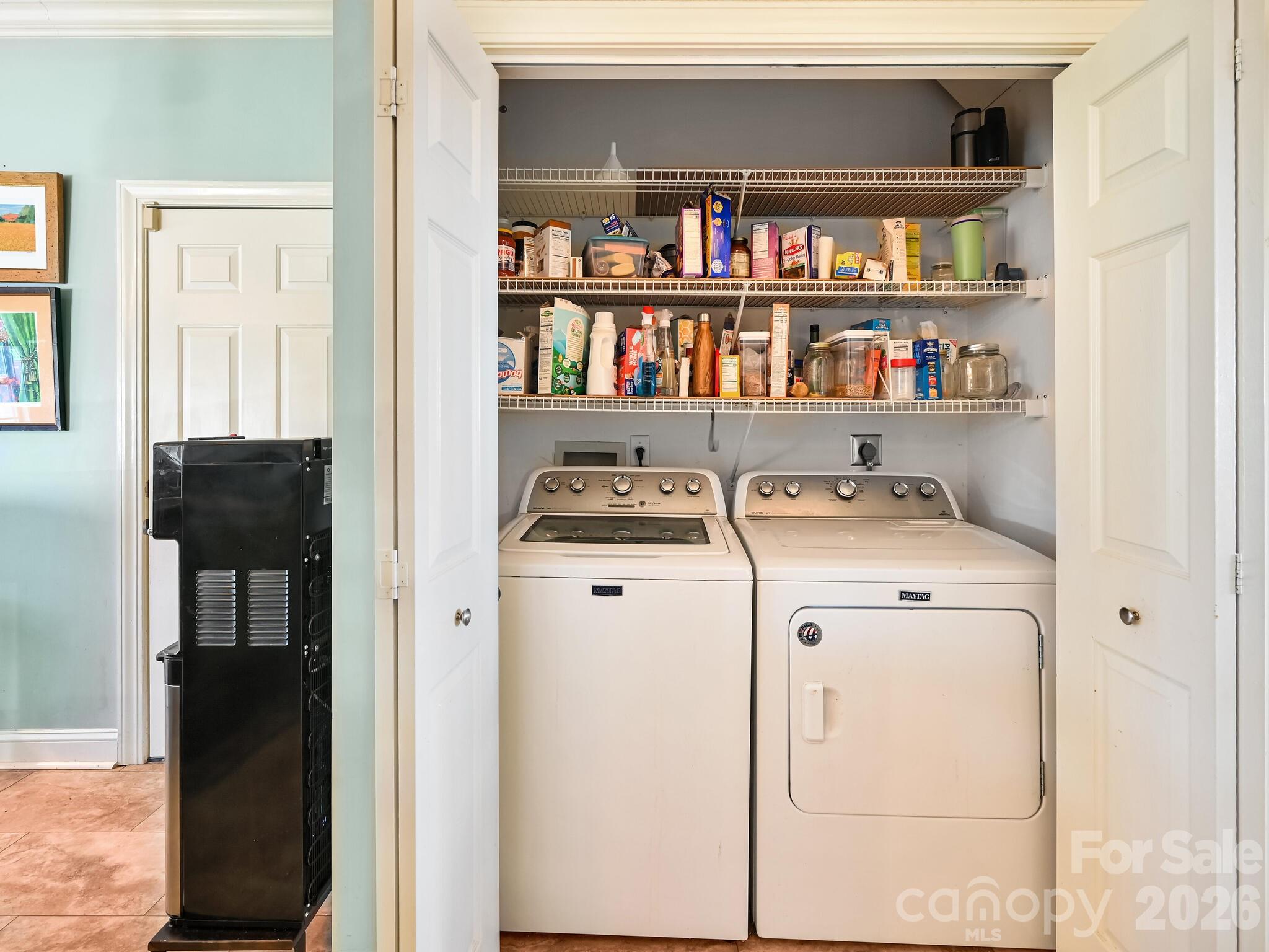 653 High Quarry Road Hendersonville NC 28791