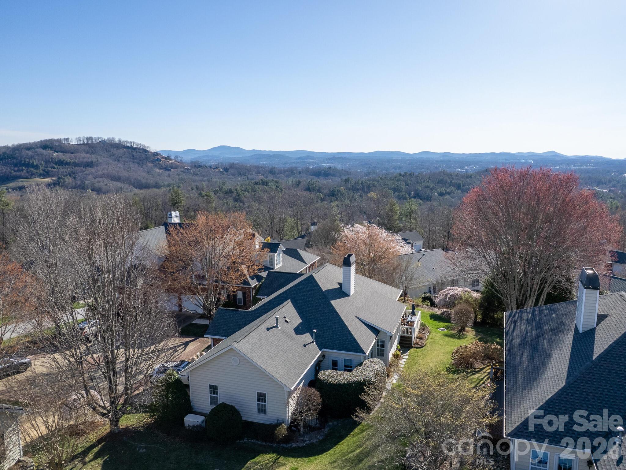 653 High Quarry Road Hendersonville NC 28791