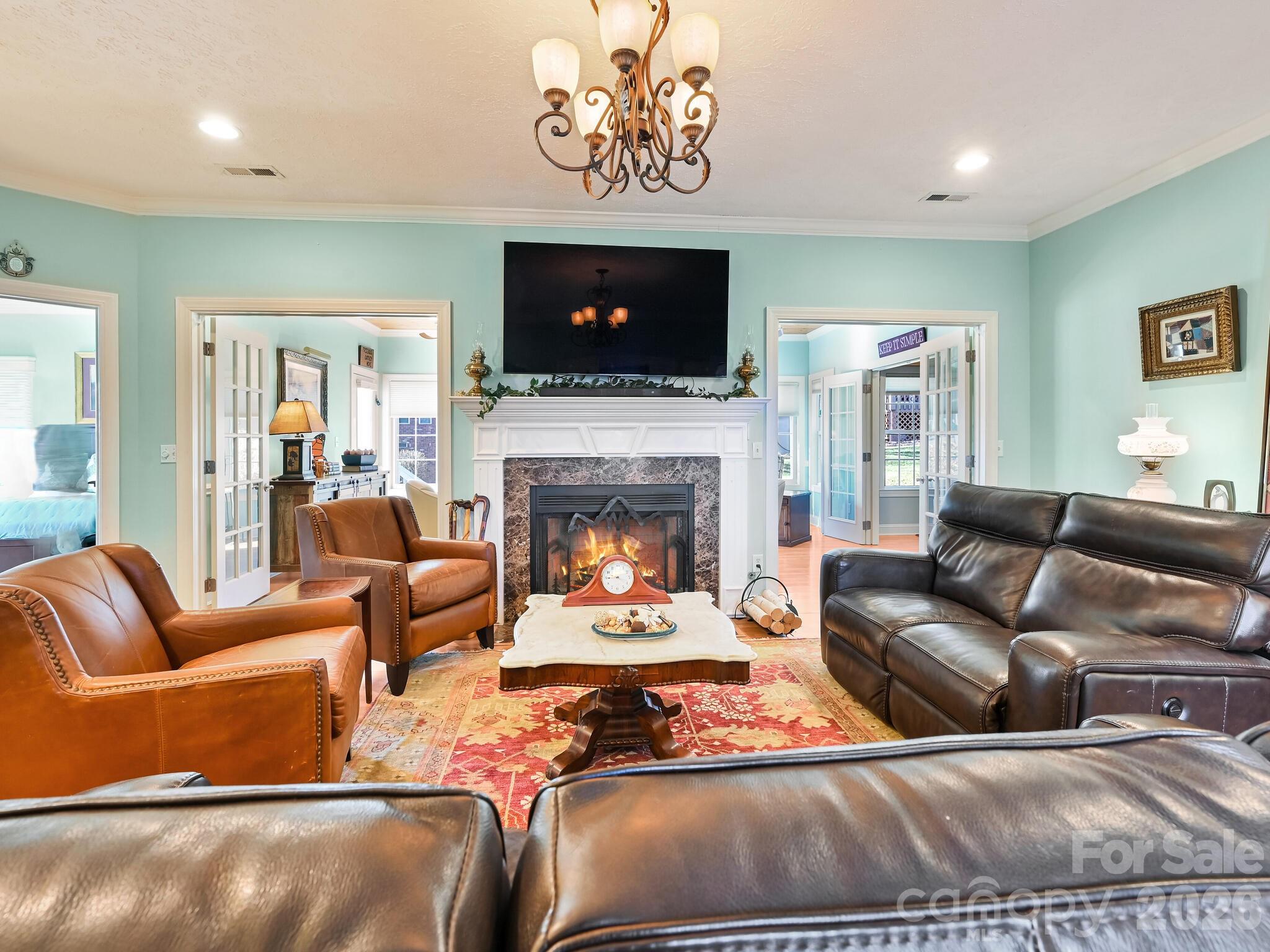 653 High Quarry Road Hendersonville NC 28791