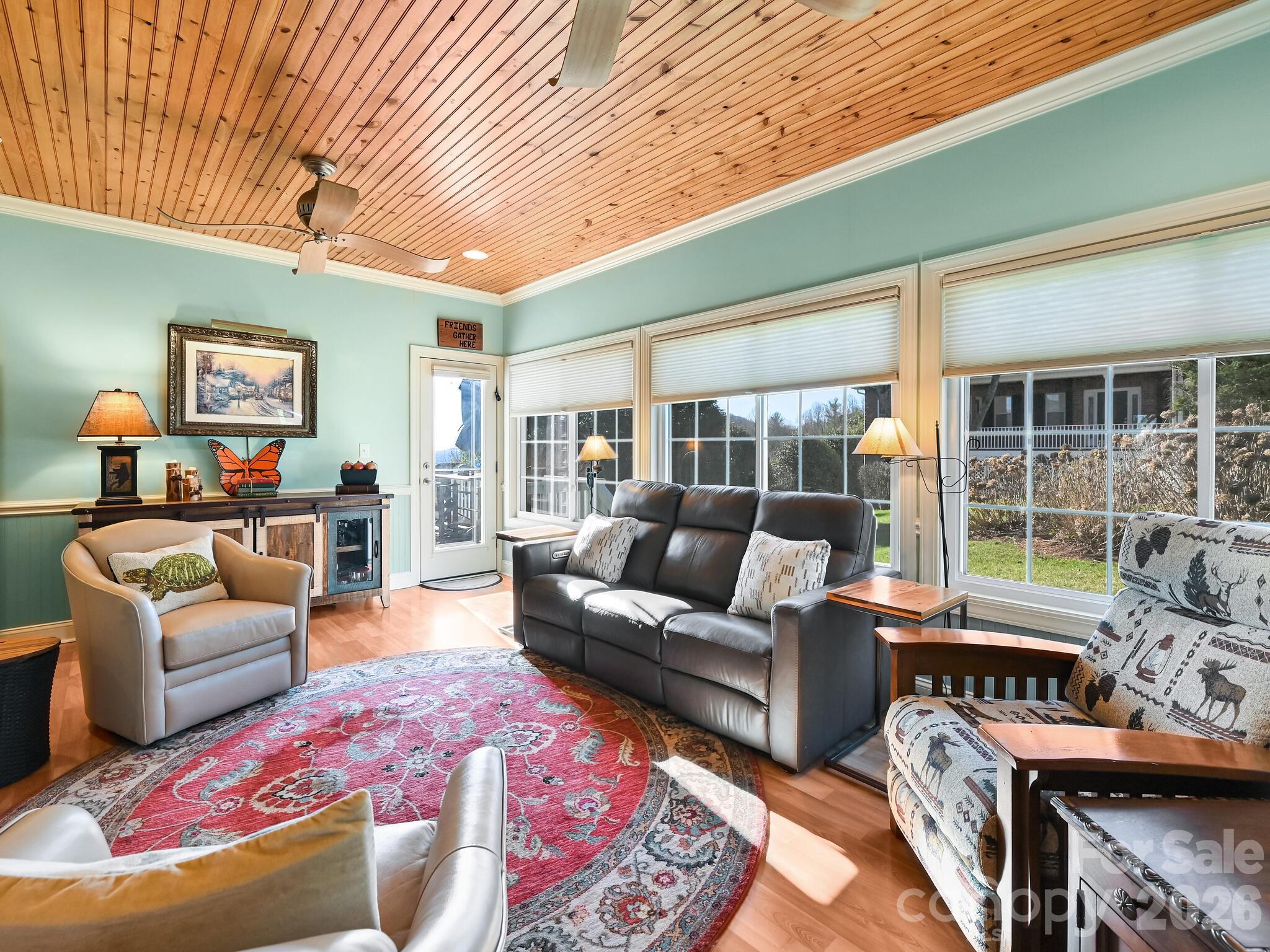 653 High Quarry Road Hendersonville NC 28791