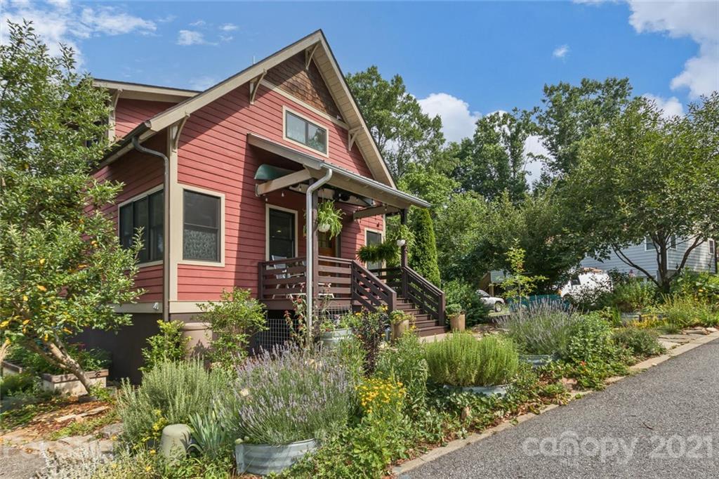 105 Estes Court Asheville NC 28806
