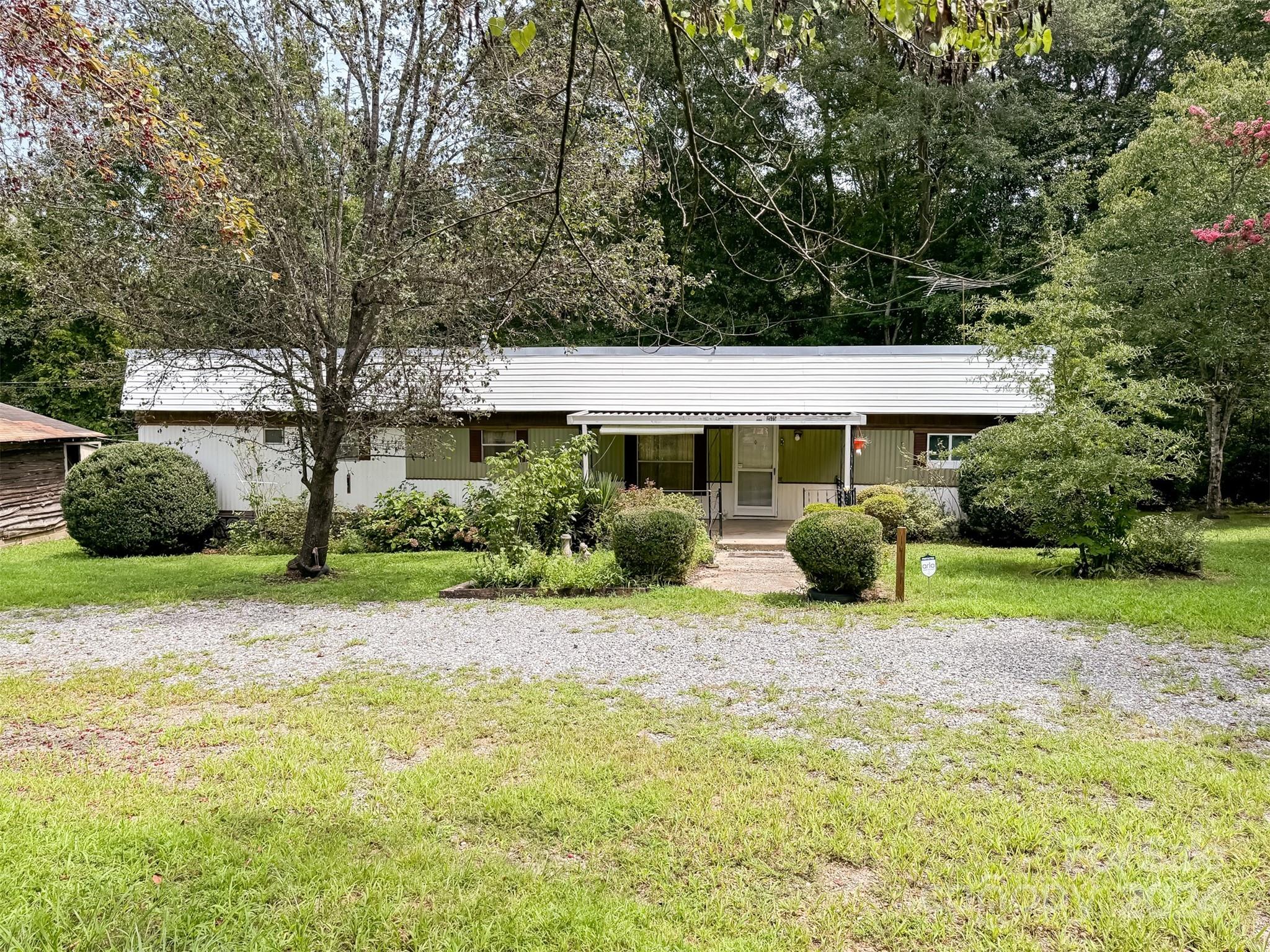 2575 West View Acres Avenue Extension Hickory NC 28601