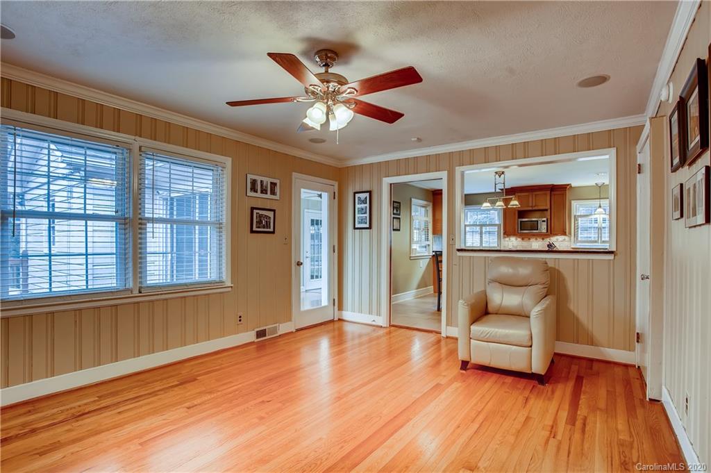 5100 Wedgewood Drive Charlotte NC 28210