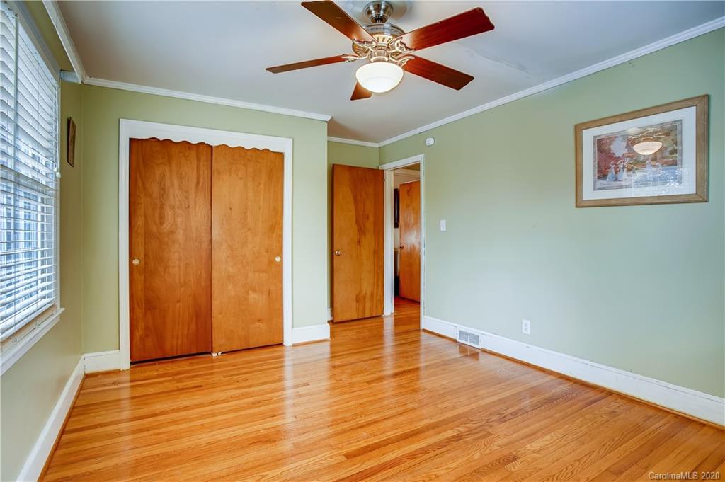 5100 Wedgewood Drive Charlotte NC 28210