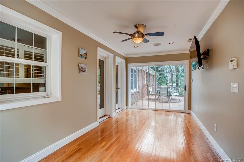 5100 Wedgewood Drive Charlotte NC 28210