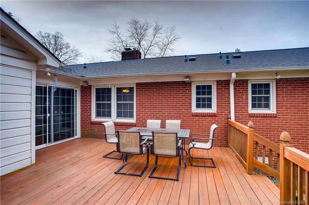 5100 Wedgewood Drive Charlotte NC 28210