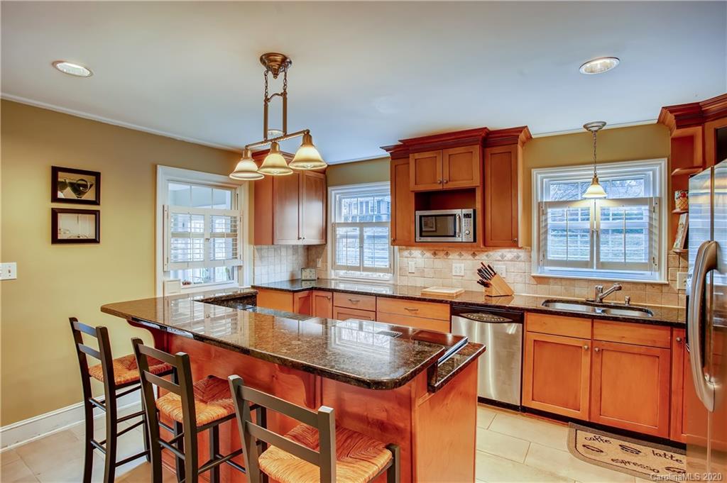 5100 Wedgewood Drive Charlotte NC 28210