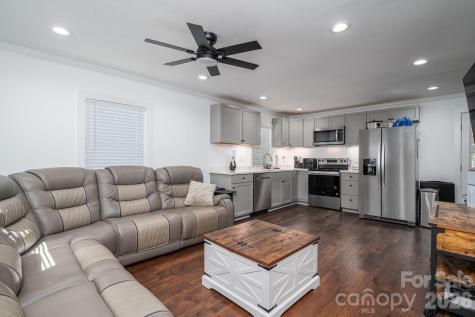 304 Margie Street Belmont NC 28012