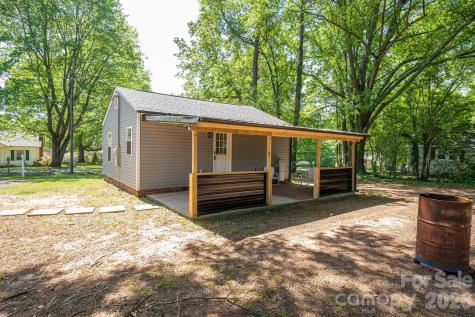 304 Margie Street Belmont NC 28012