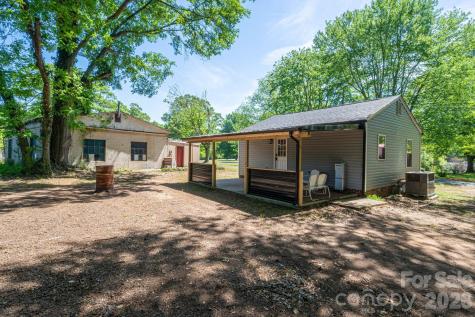 304 Margie Street Belmont NC 28012