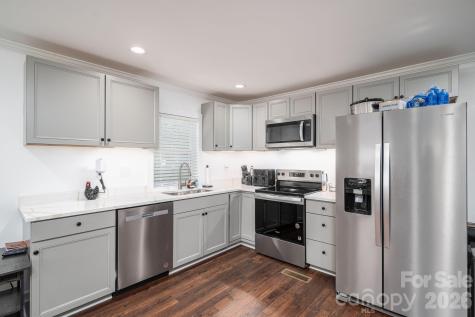 304 Margie Street Belmont NC 28012