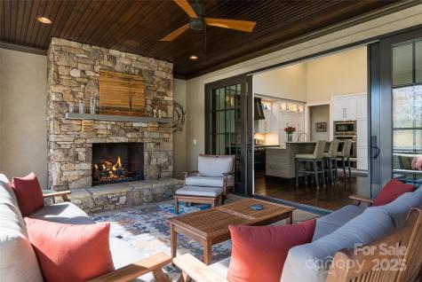 10 Fairsted Drive Asheville NC 28803