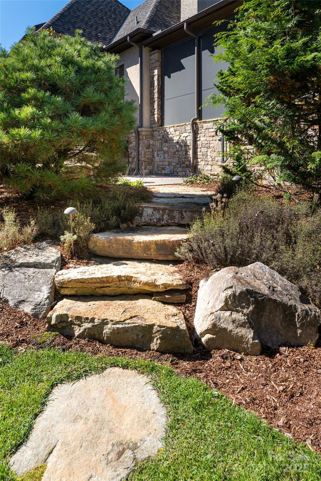 10 Fairsted Drive Asheville NC 28803