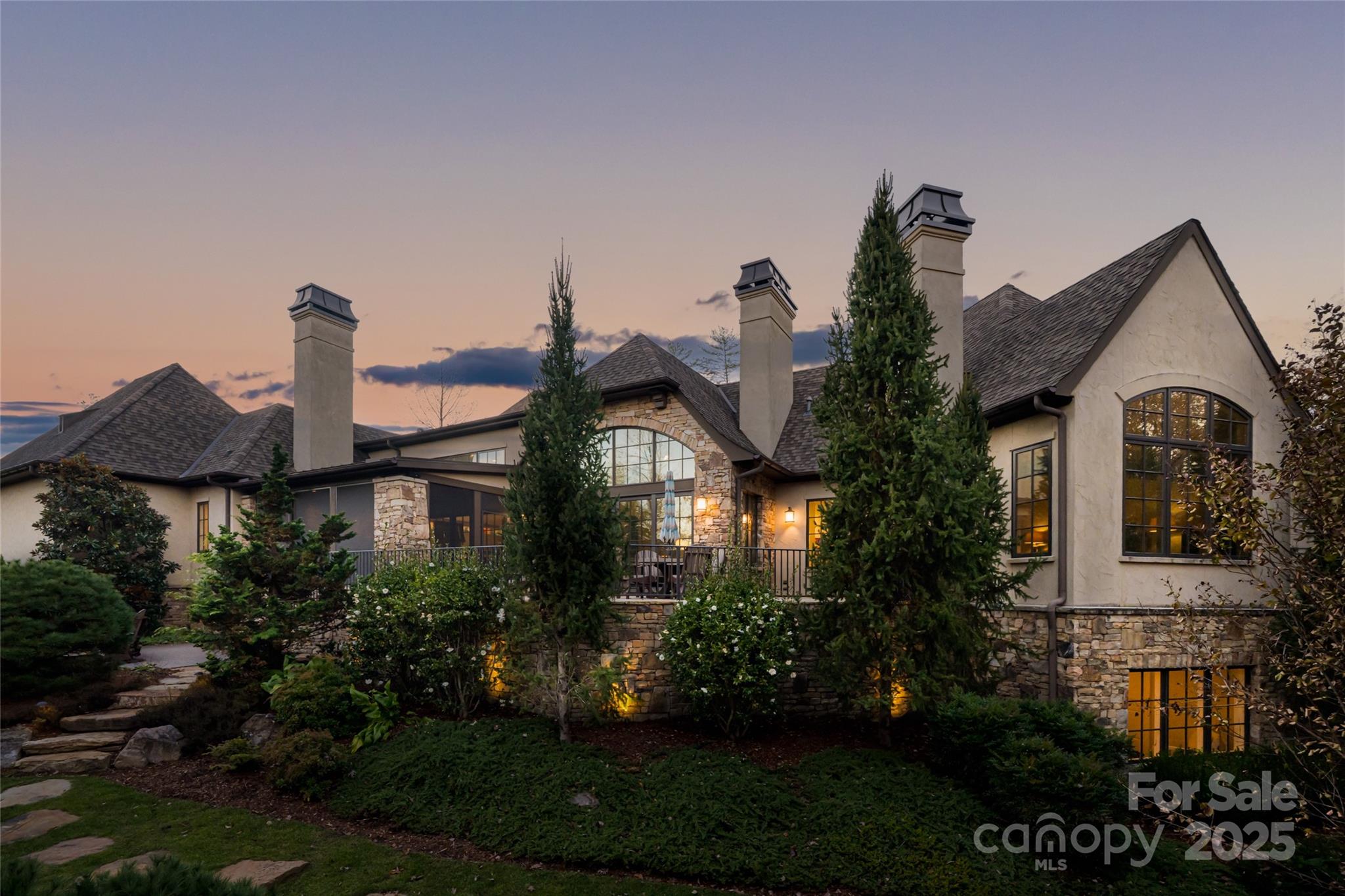 10 Fairsted Drive Asheville NC 28803