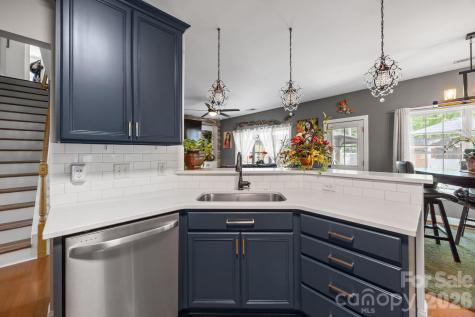 8821 Hambright Road Huntersville NC 28078