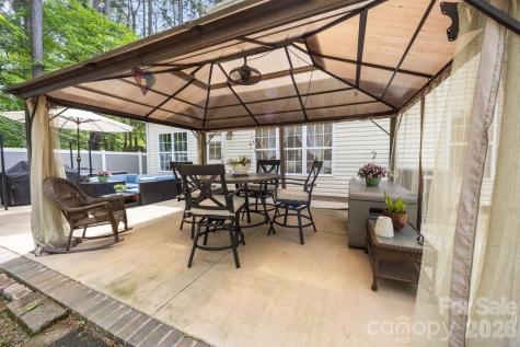 8821 Hambright Road Huntersville NC 28078