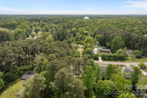 8821 Hambright Road Huntersville NC 28078