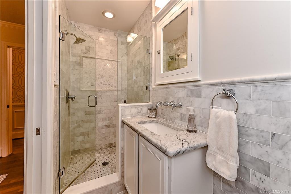 1114 Aylesford Road Charlotte NC 28211