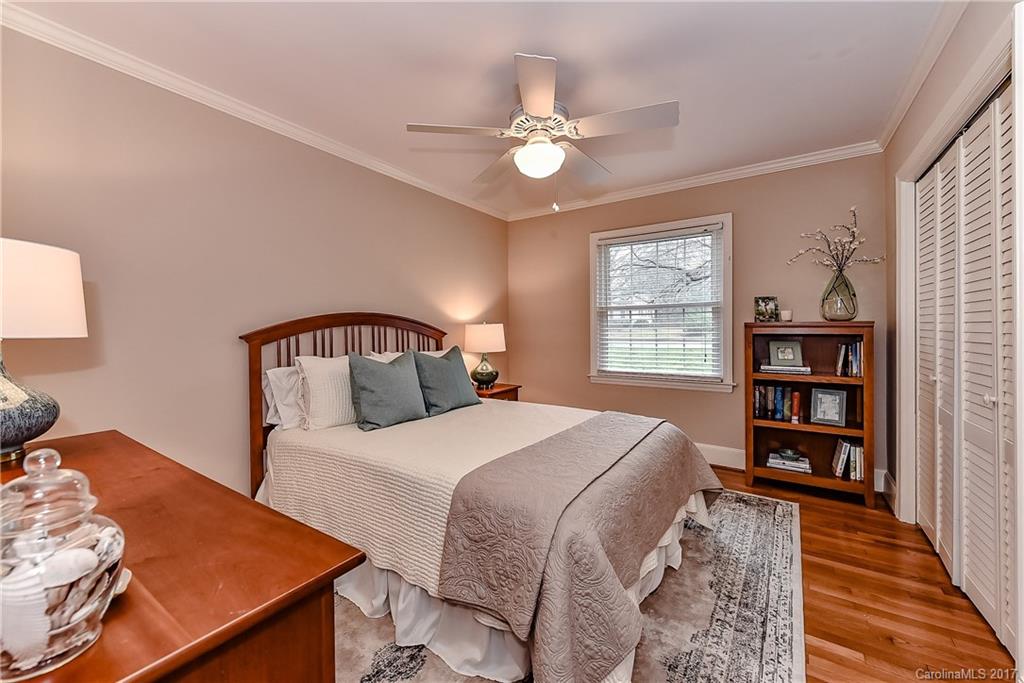 1114 Aylesford Road Charlotte NC 28211