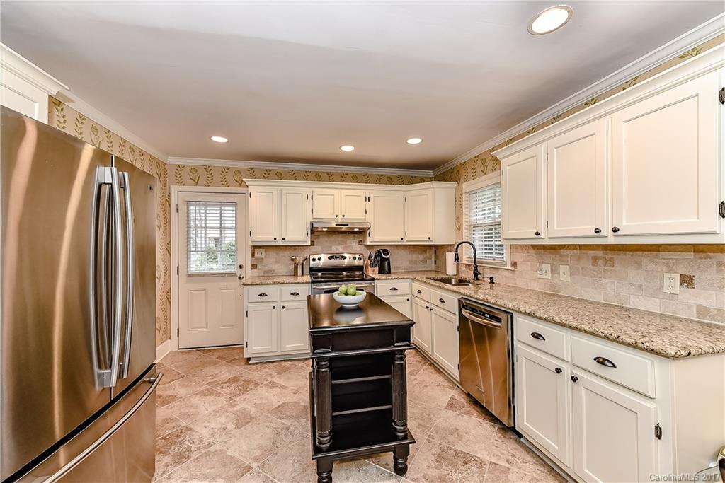 1114 Aylesford Road Charlotte NC 28211