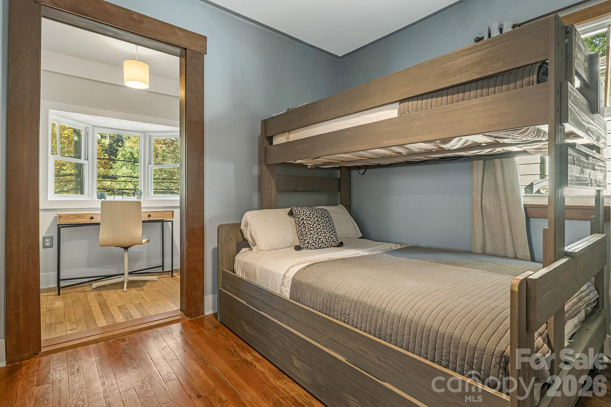 144 Clingman Avenue Asheville NC 28801