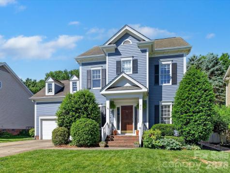 814 Stargard Court Charlotte NC 28270