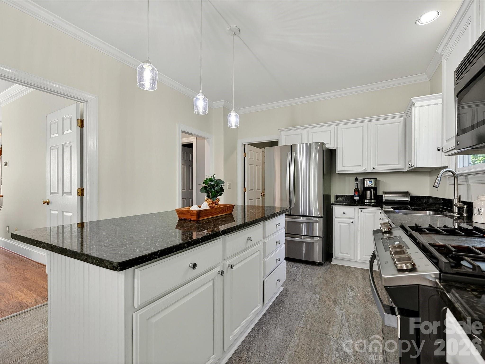 814 Stargard Court Charlotte NC 28270