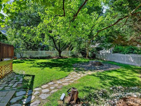 814 Stargard Court Charlotte NC 28270